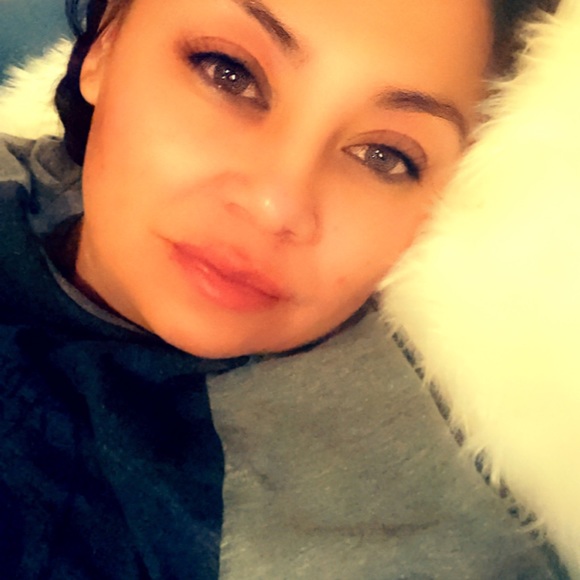 Meet your Posher, Ashley - Picture 1 of 1